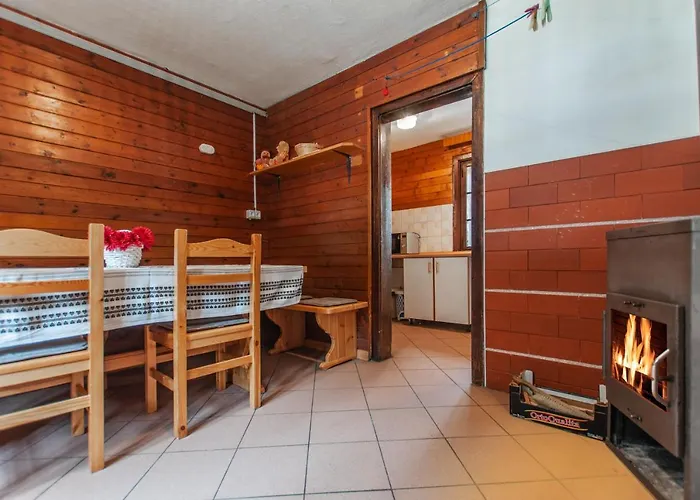 Mala Koca Wooden * Goreljek